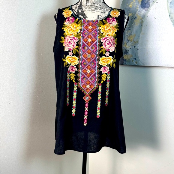 April Sky Vibrant Floral Embroidered Black Sleeveless Top Size Large - Picture 1 of 9